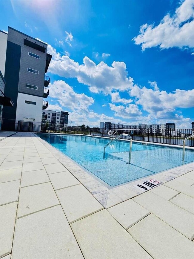 Building Photo - 5563 Millennia Park Dr