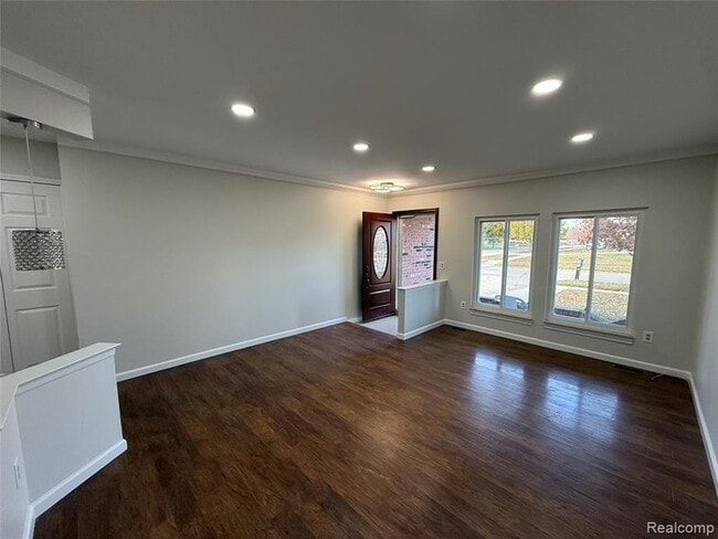 Building Photo - 2308 Kipling Dr