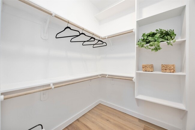 Building Photo - 5809 Senior