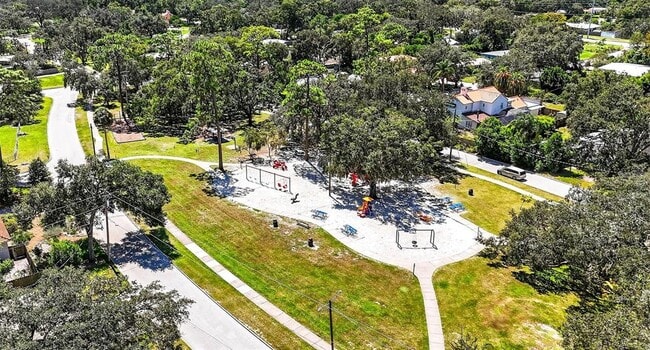 Building Photo - 216 N Glen Arven Ave