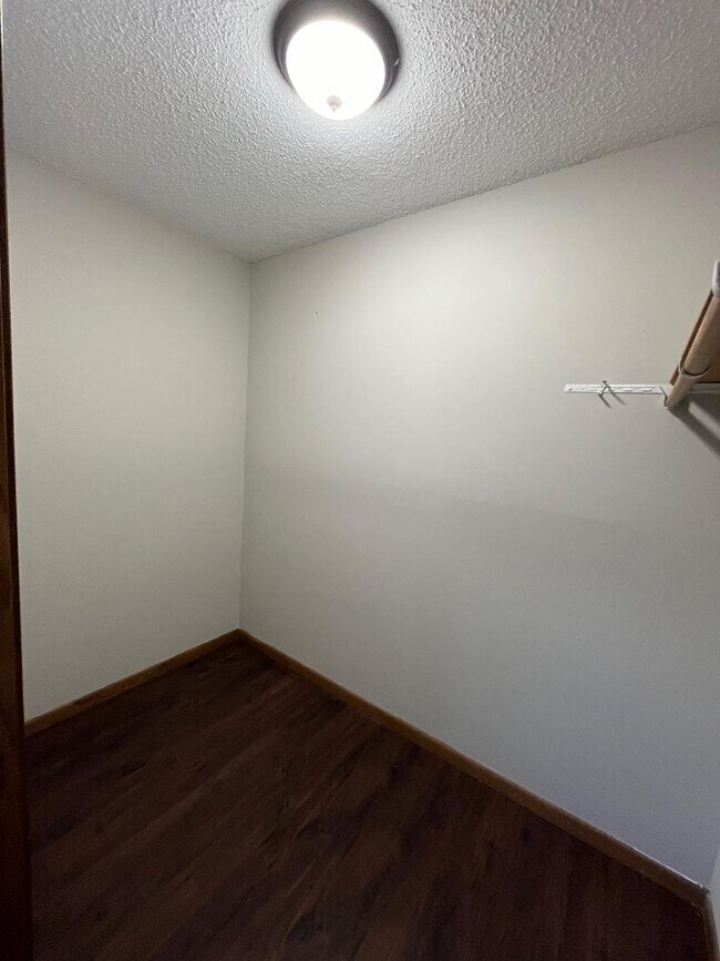 Building Photo - 2091 Bradley St