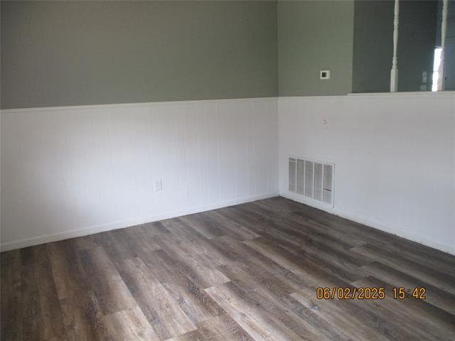 Building Photo - 605 Avondale Dr