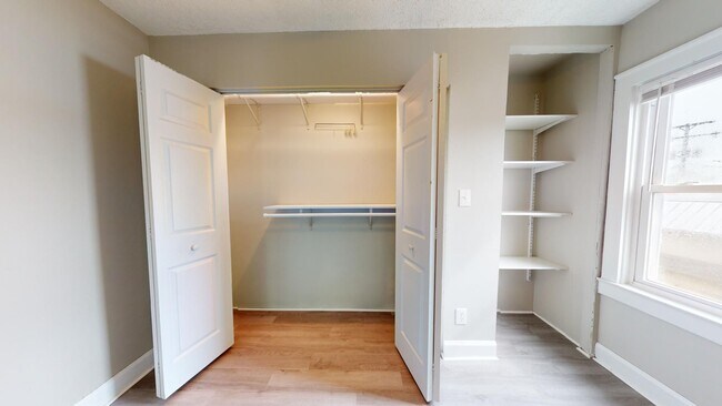 Building Photo - 7401 Jameson Rd