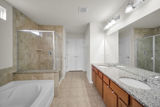Building Photo - 4255 Fraser Cir
