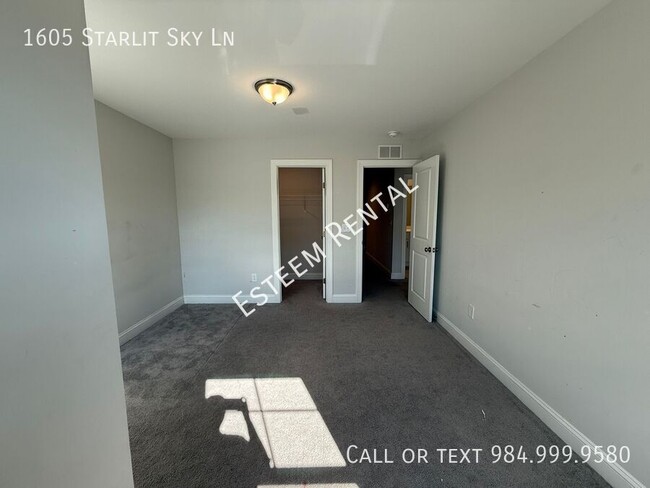 Building Photo - 1605 Starlit Sky Ln