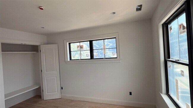 Building Photo - 38 Elmwood Ave