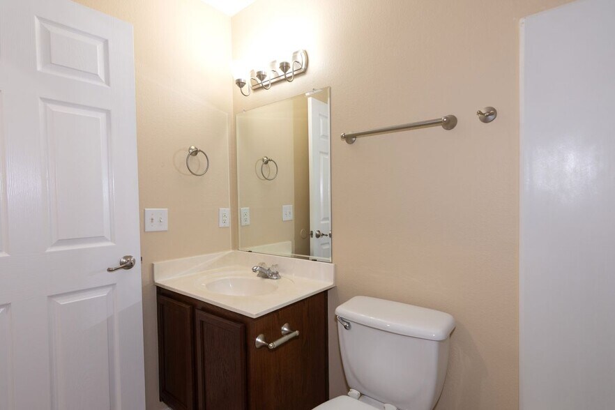 Building Photo - 7612 Cayenne Ln