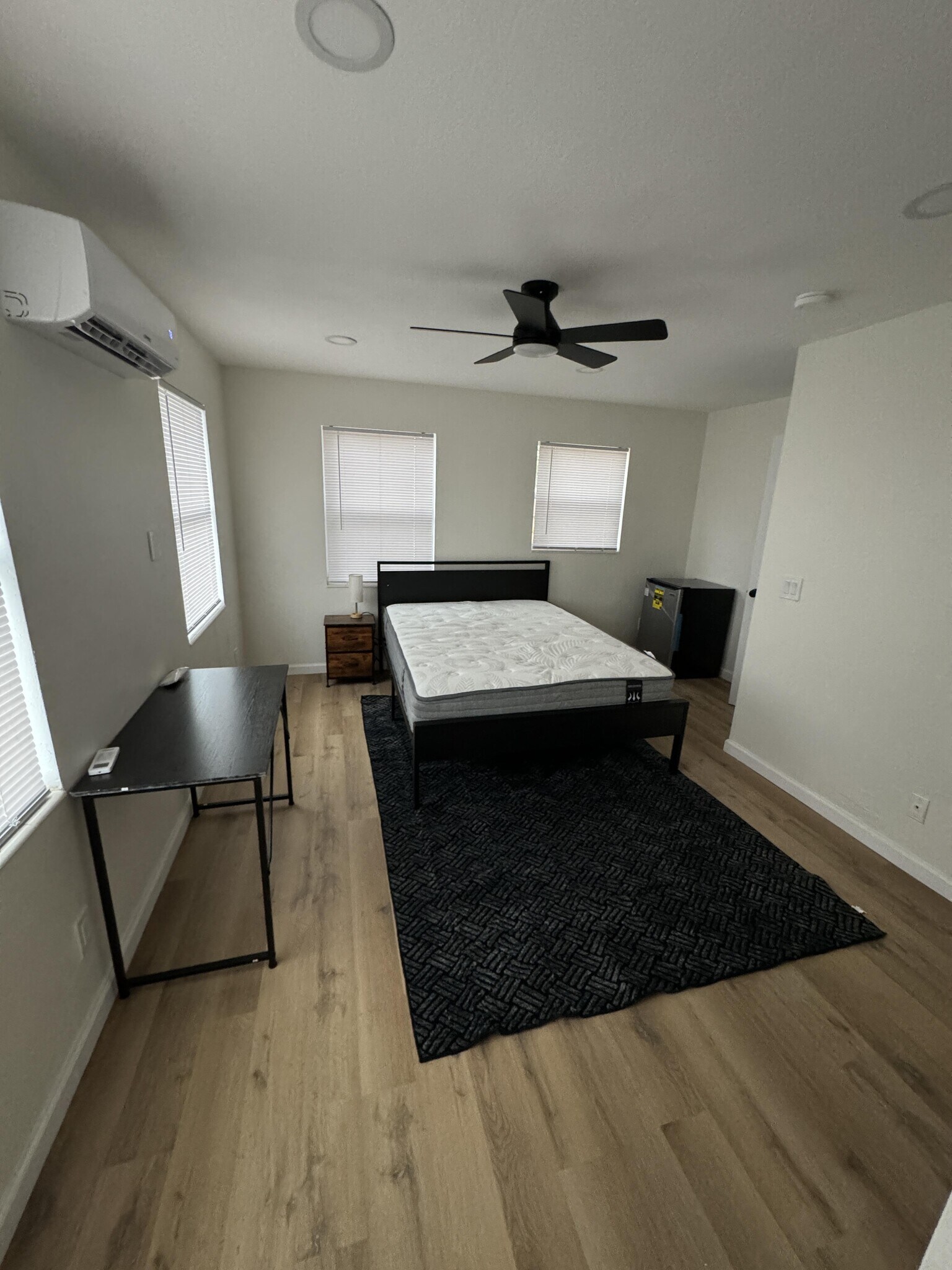 Building Photo - 2345 11th St S