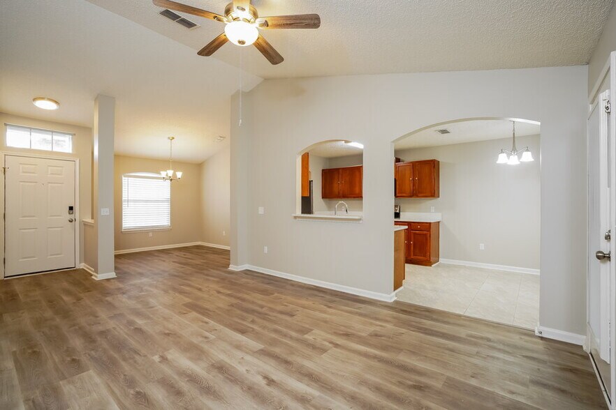 Building Photo - 2826 Affirmed Ct