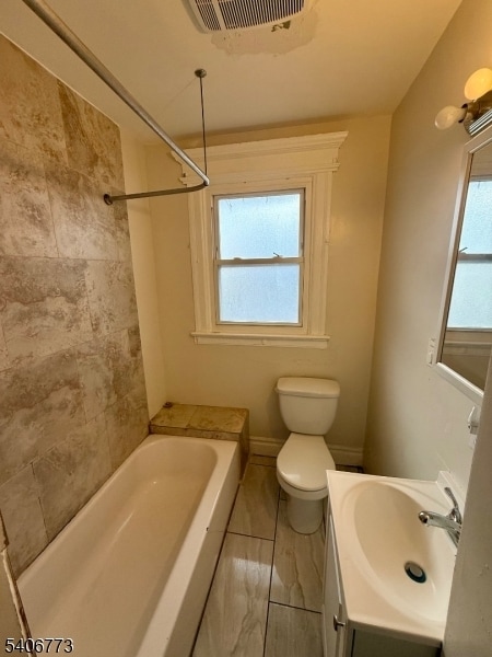 Building Photo - 384 Tower St