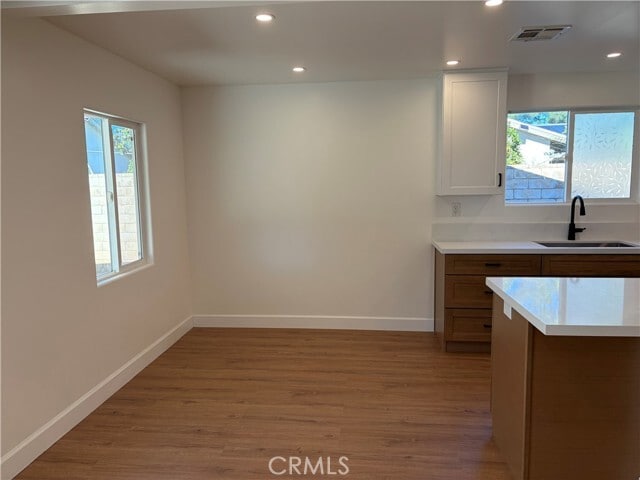 Building Photo - 7099 Fallbrook Ave