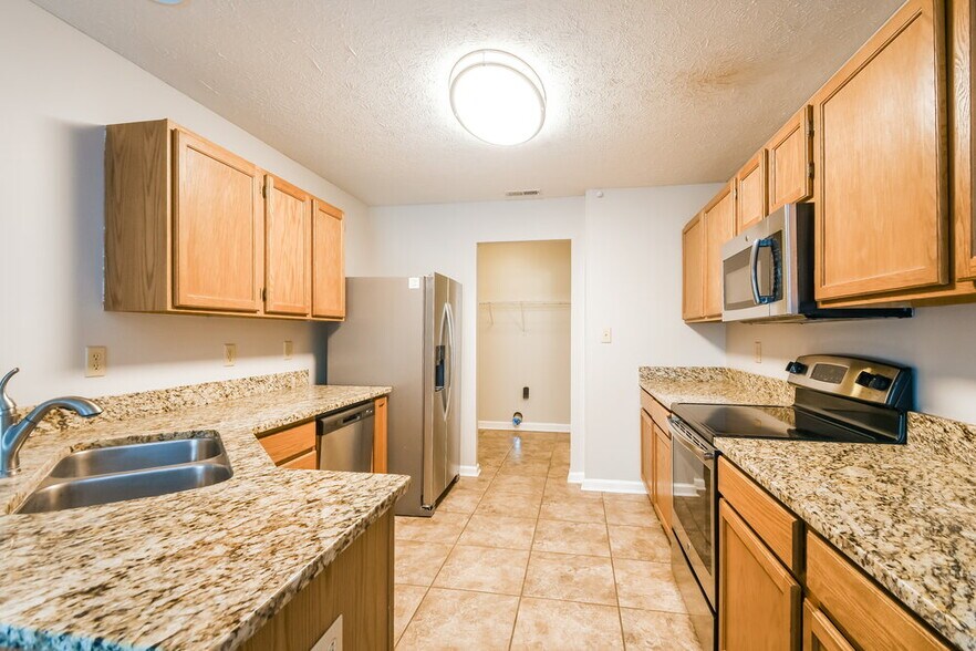 Building Photo - 9875 Worthington Blvd