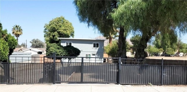 Building Photo - 21786 Cottonwood Ave