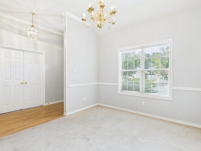 Building Photo - 3203 Von Trapp Ln