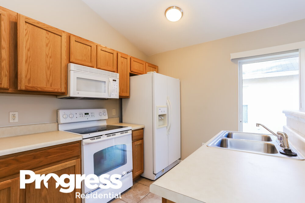 Building Photo - 17031 Ongar Ct