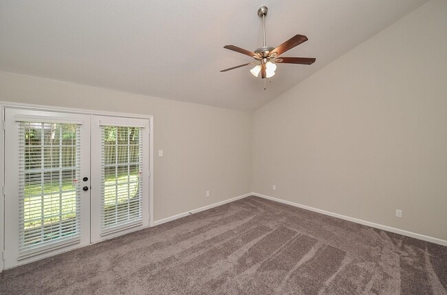 Building Photo - 13214 Ravensway Dr