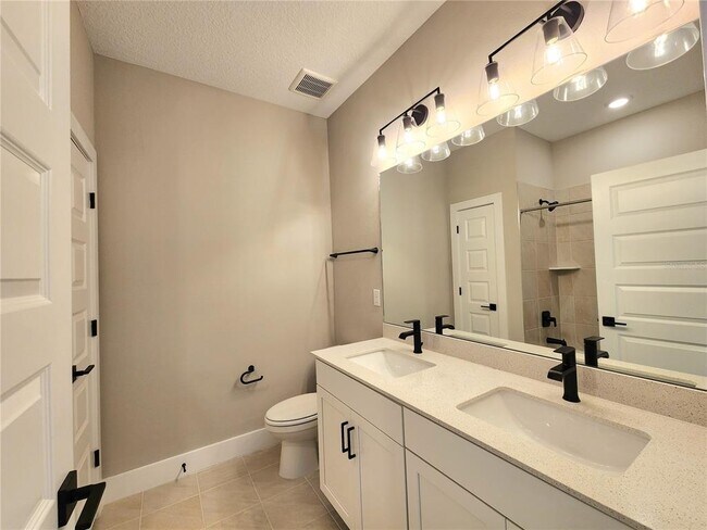 Building Photo - 3615 Savanna Palms Ct