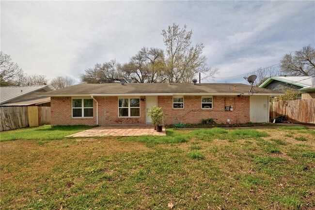 Building Photo - 1510 Northridge Dr