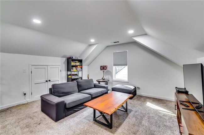 Building Photo - 2508 Connally Dr