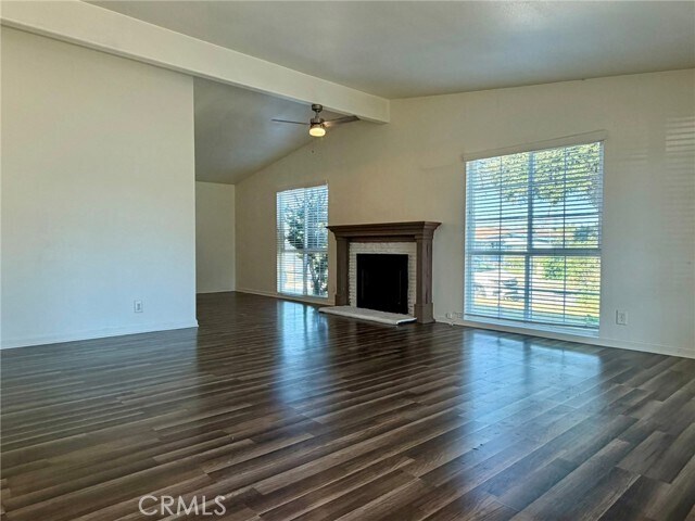 Building Photo - 832 S Prospero Dr
