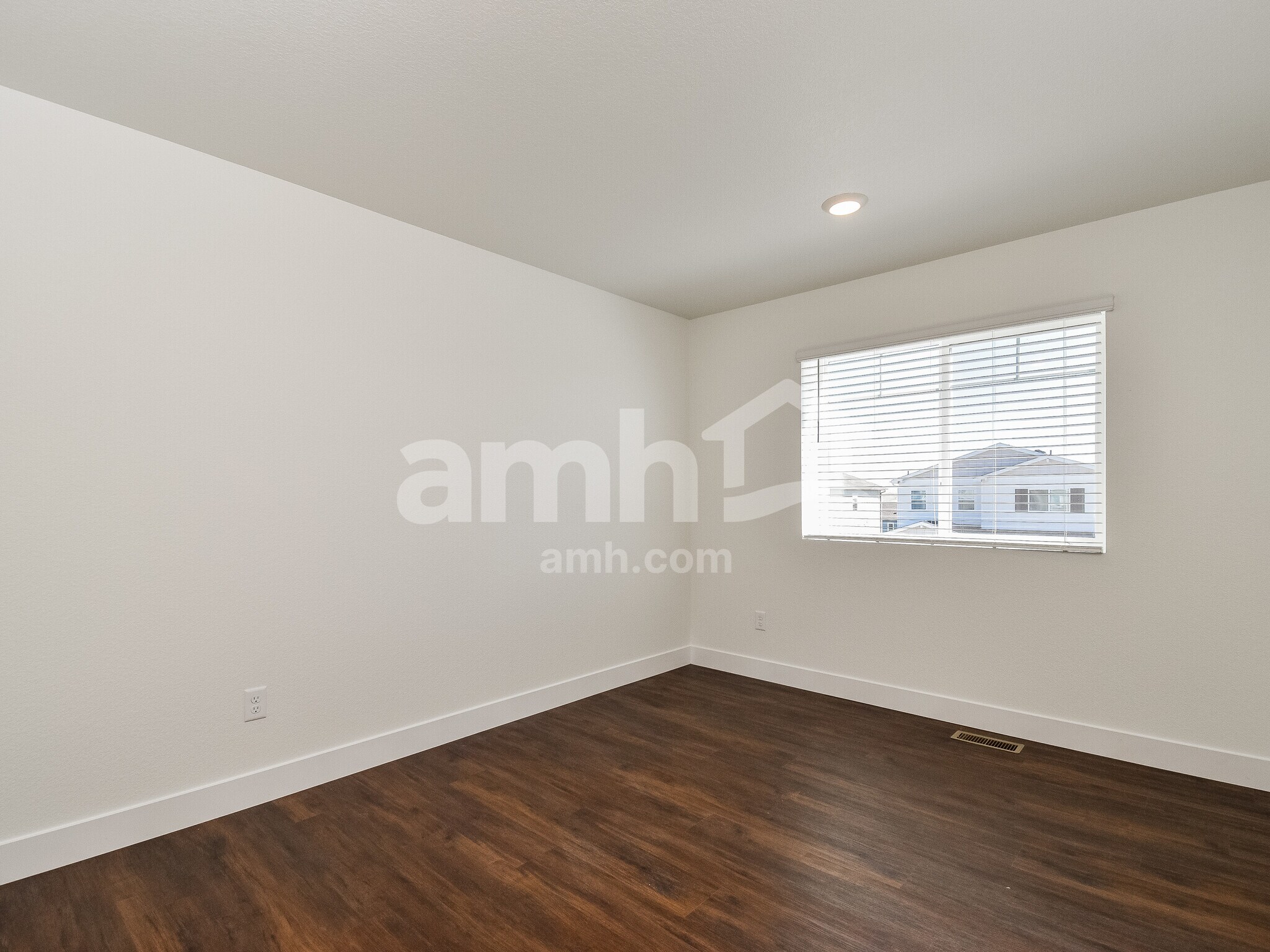 Building Photo - 7618 Mardale Ln