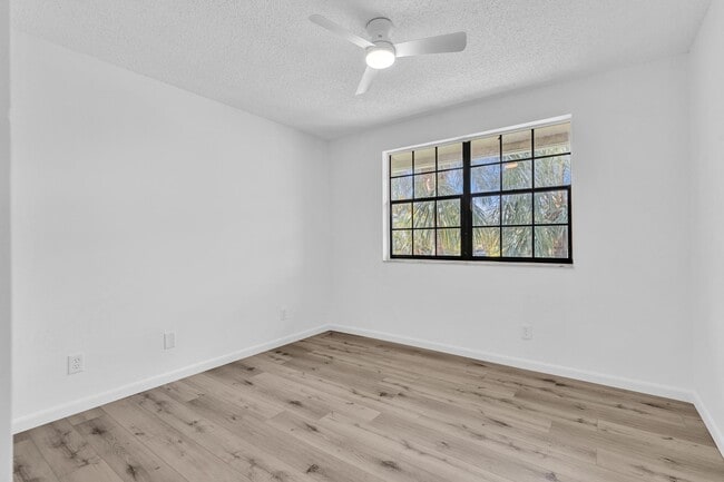 Building Photo - 11225 W Atlantic Blvd