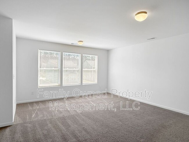 Building Photo - 105 Whimbrel Dr