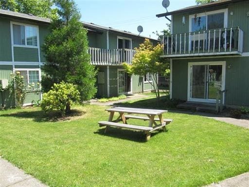 Primary Photo - Brockwood Village Apartments