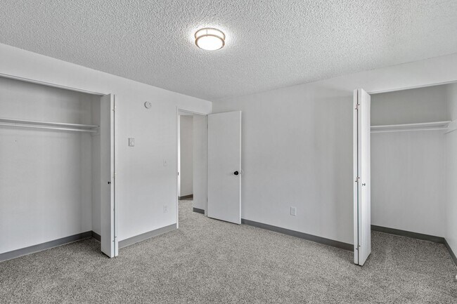Building Photo - Free rent through June! Amazing one bedroo...