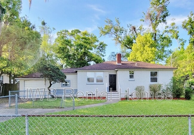 Building Photo - 5126 Astral St