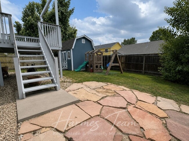 Building Photo - 5960 Grapevine Dr