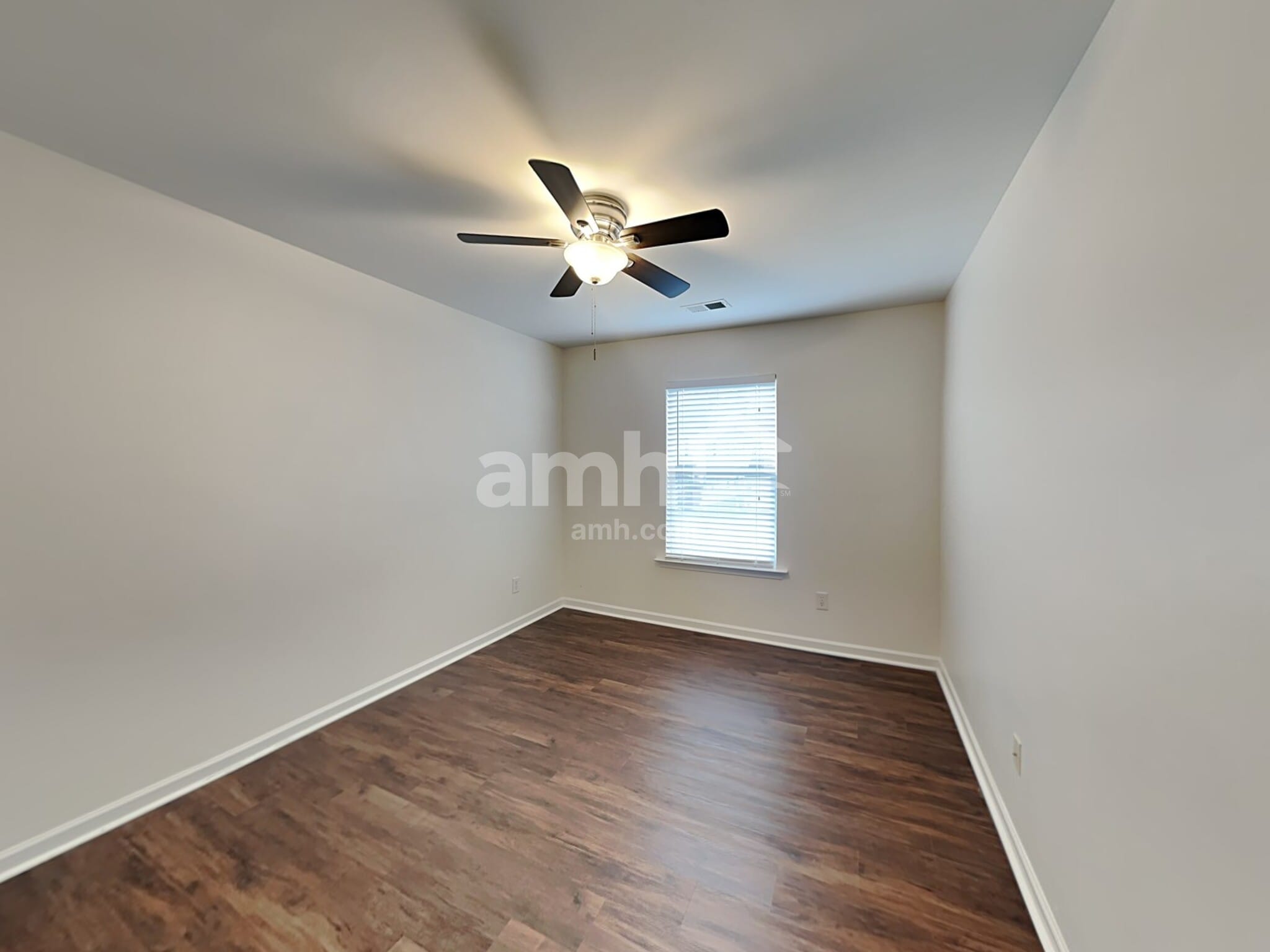 Building Photo - 5116 Abercromby St