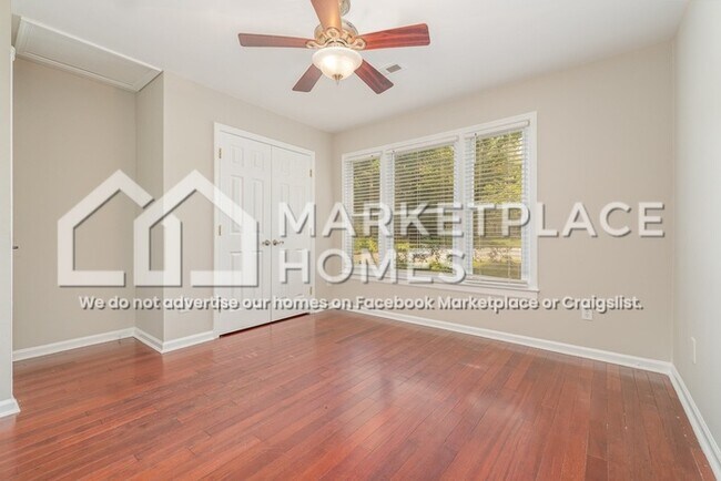 Building Photo - 4123 Silver Fox Ct