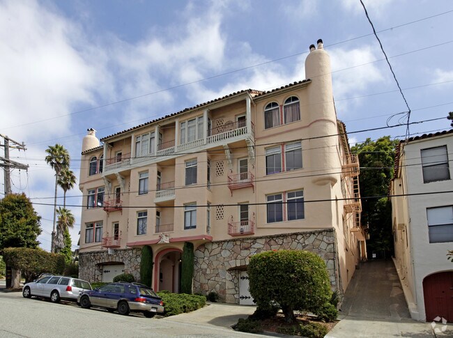 Building Photo - The Cordova