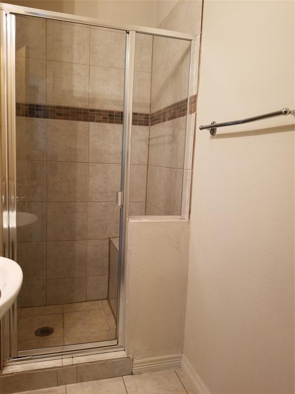 Building Photo - 5316 Reiger Ave