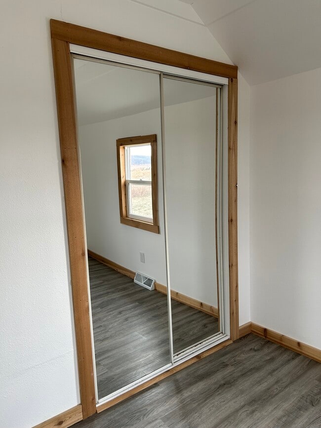 Building Photo - 28559 260th Ave