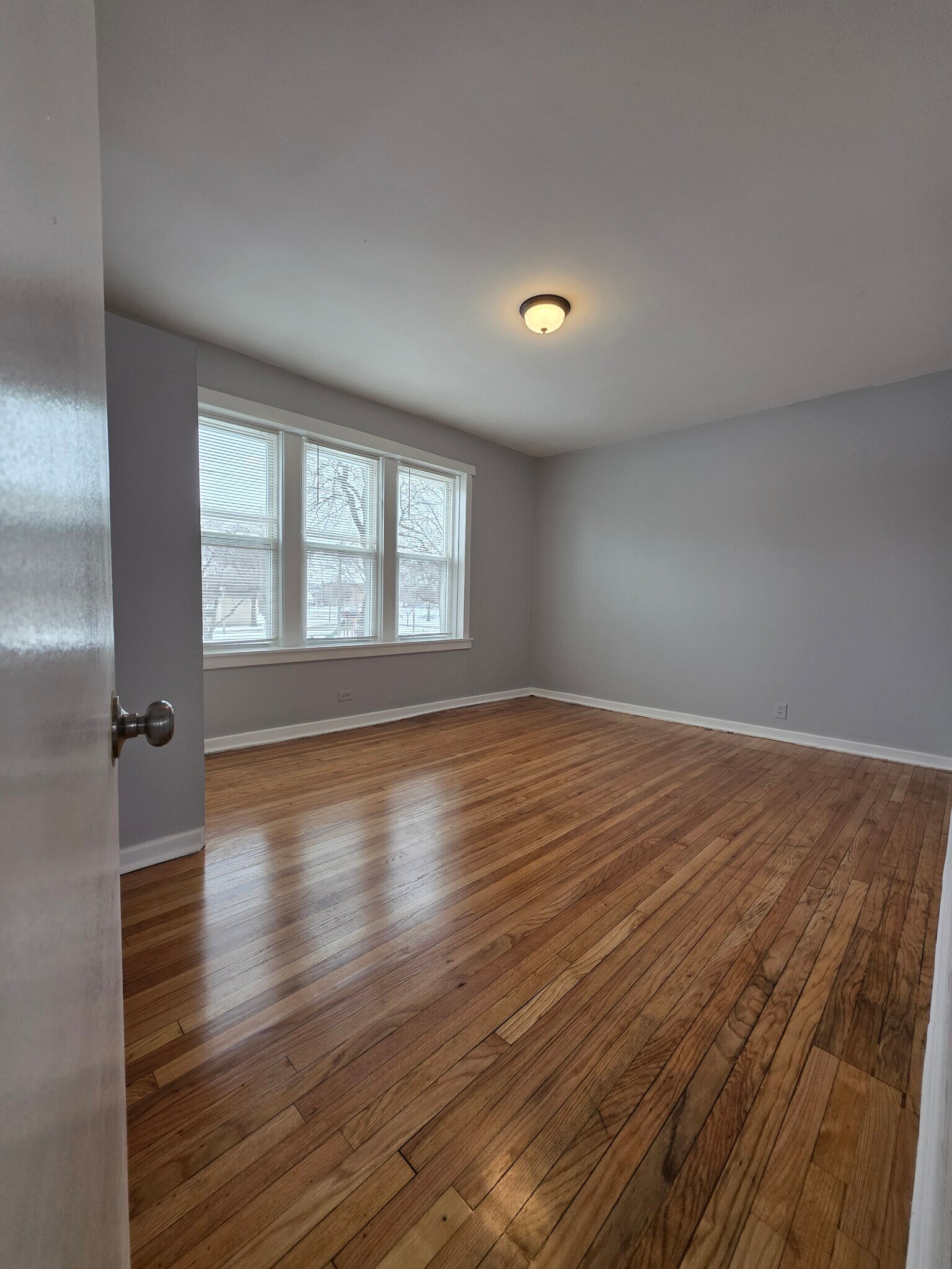 Building Photo - 4315 W 15th St