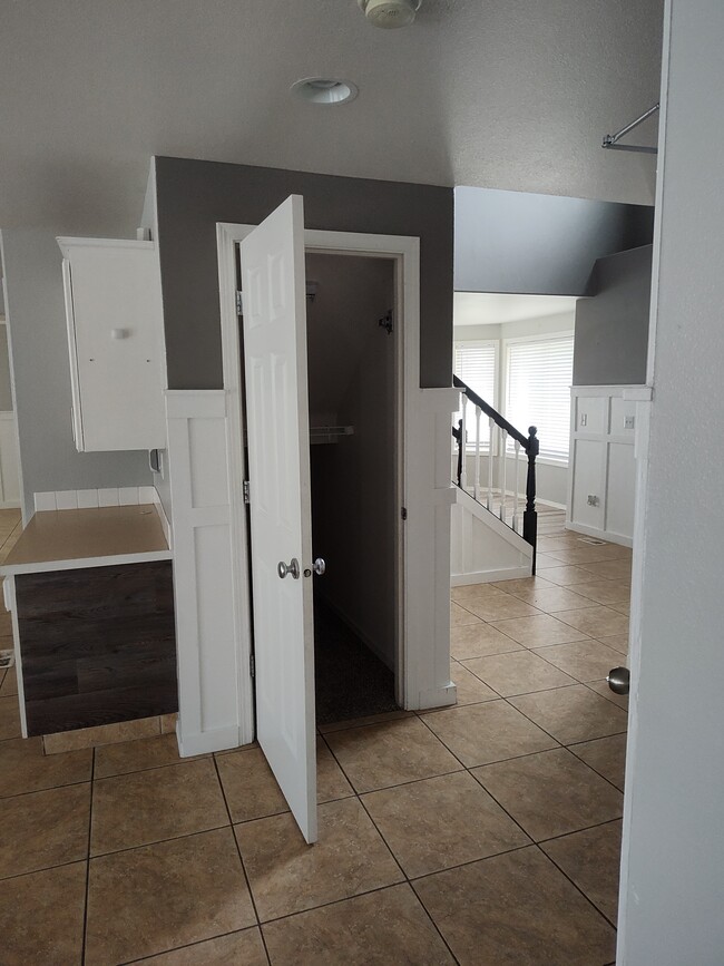 Building Photo - 4211 Holland Ln