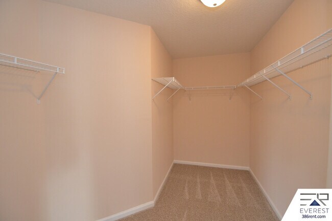 Building Photo - 38 Russo Dr