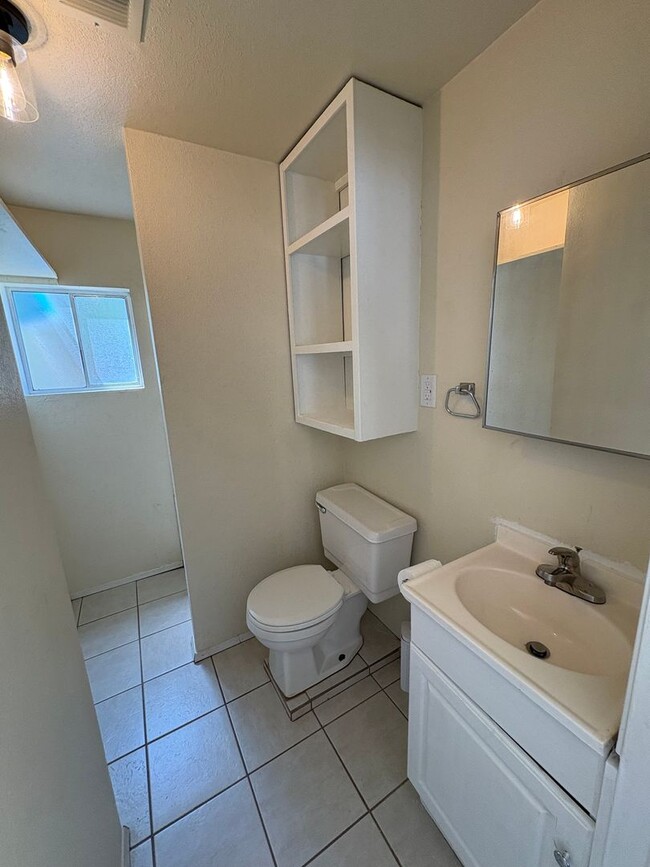 Building Photo - 4189