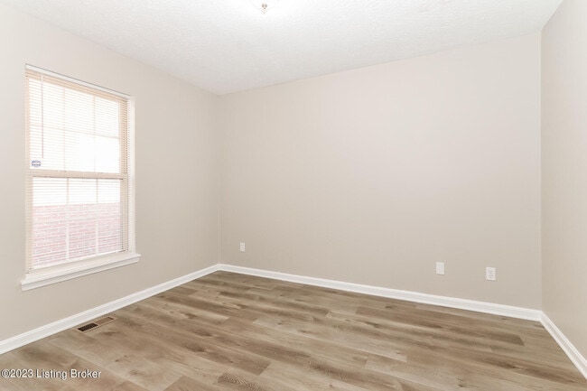 Building Photo - 1787 Wilson Ave