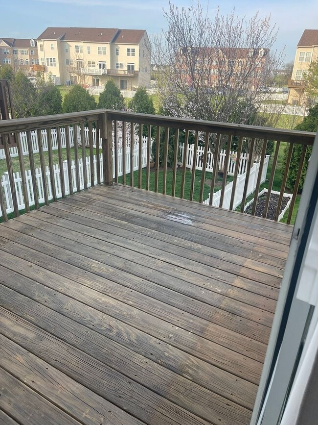 Building Photo - 3 bedroom 2 1/2 bath Townhouse in Bayberry