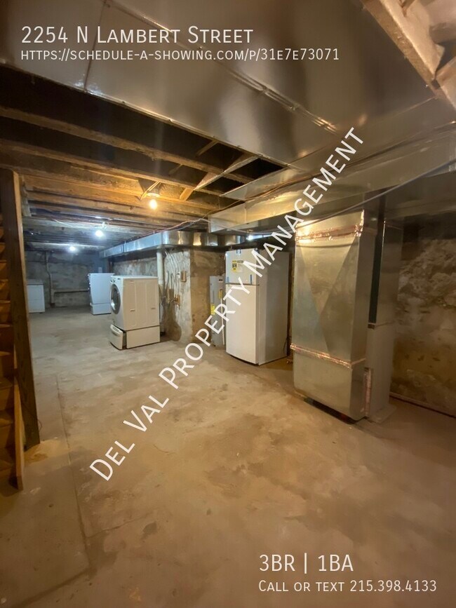 Building Photo - 2254 N Lambert St