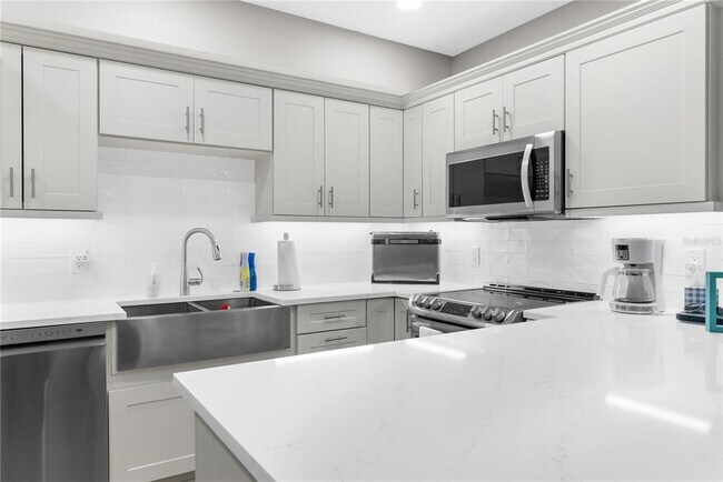 Building Photo - 5396 Gulf Blvd