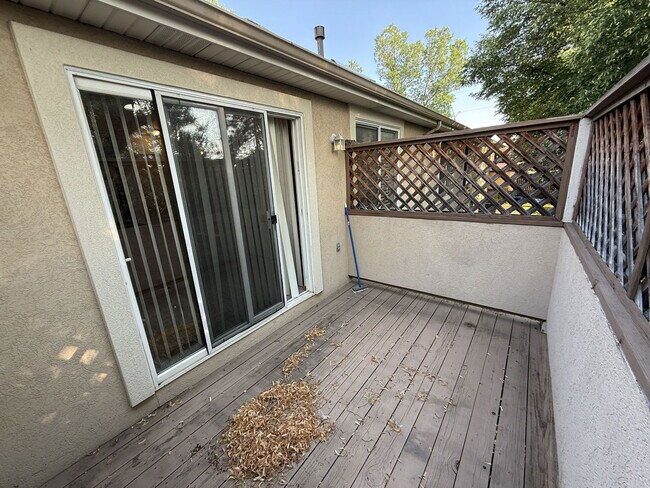 Building Photo - 2114 Water Blossom Ln