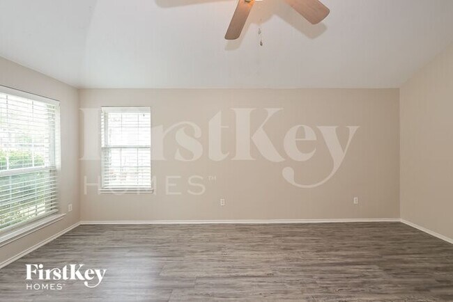 Building Photo - 17111 Cutter Way