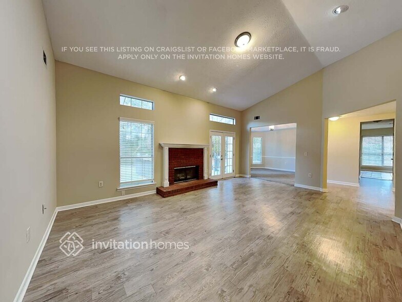 Building Photo - 3508 Tiffany Dr SE