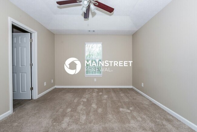 Building Photo - 4 Bedroom Pet-Friendly Home in Rex, GA with Main Street Renewal