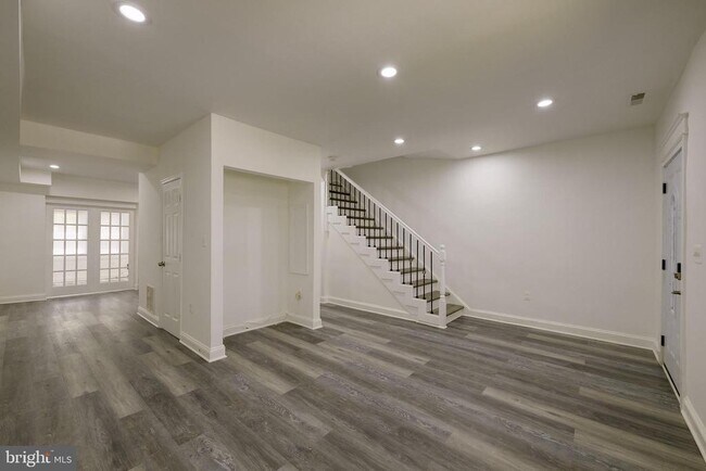 Building Photo - 514 Missouri Ave NW