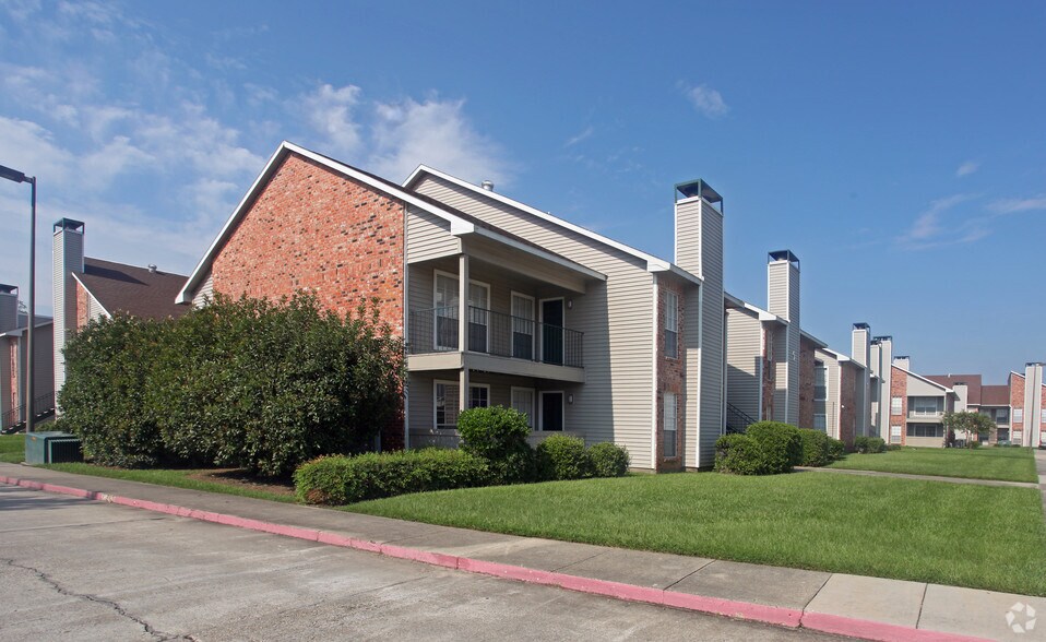 Jefferson Lakes Apartments 12400 Jefferson Hwy Baton Rouge LA 70816